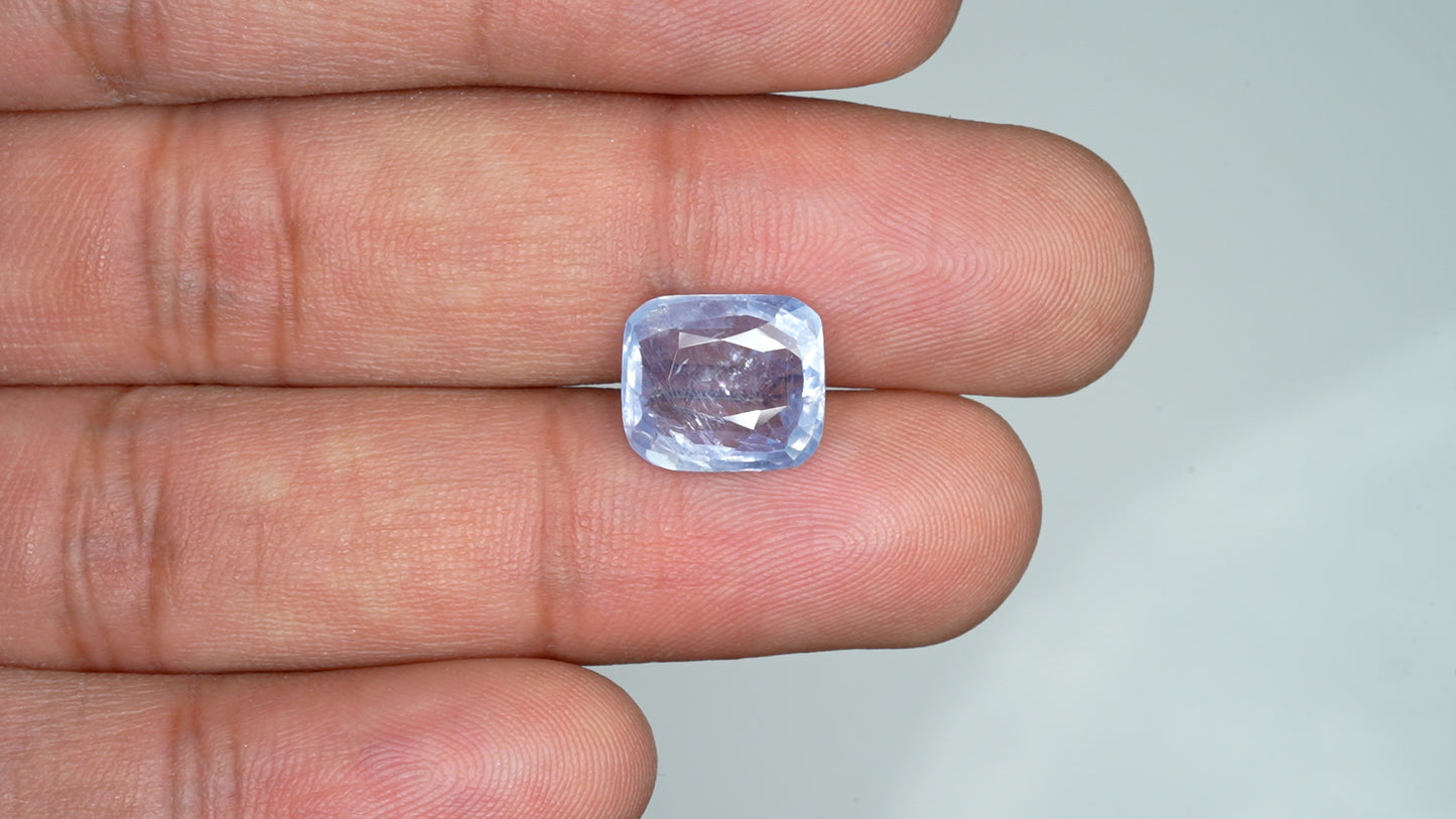 NATURAL BLUE SAPPHIRE-6.79 CARAT