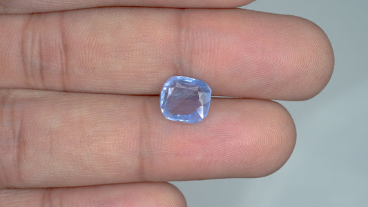 NATURAL BLUE SAPPHIRE-3.85 CARAT