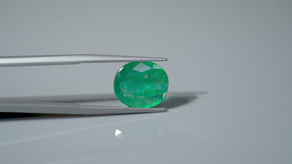 NATURAL EMERALD-5.67CARAT