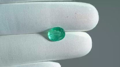 NATURAL EMERALD-3.39CARAT