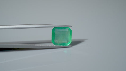 NATURAL EMERALD-4.90CARAT