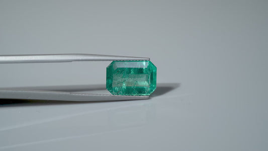 NATURAL EMERALD-5.07CARAT