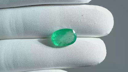NATURAL EMERALD-6.03CARAT