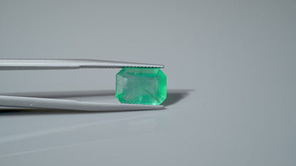 NATURAL EMERALD-4.83CARAT