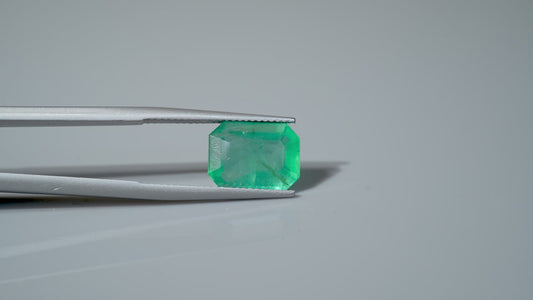 NATURAL EMERALD-4.83CARAT