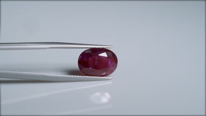 NATURAL RUBY- 5.56CARAT