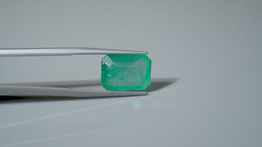 NATURAL EMERALD-5.91CARAT